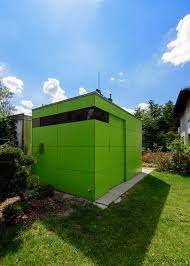 Design Gartenhaus Fahrradhaus Gart Drei Lime Green Niemals Streichen Munchen Germany Design Garden Shed Design Gartenhaus Gartenhaus Innengarten