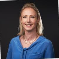 Natalie Cardwell's Instagram, Twitter & Facebook