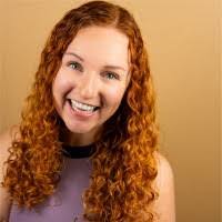 Danielle Economos's Instagram, Twitter & Facebook