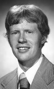 Steven Quist's Instagram, Twitter & Facebook