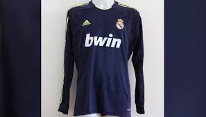 The likes of cristiano ronaldo, karim benzema, kaka and xabi alonso will be seen in the new real madrid 12/13 kits. Ronaldo S Real Madrid Match Issue Worn Shirt Ucl 2012 13 Charitystars