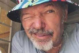 Compra vinili, cd e altro di vasco rossi nel marketplace di discogs. Vasco Rossi Punta A Un Concerto In Un Posto Da 100 Mila Persone Per Il 2022