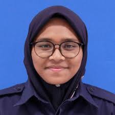 Epelajar Kolej Komuniti Paya Besar Square Glass
