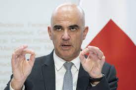 Le mois dernier, malgré un calendrier extrêmement chargé, alain berset a encore témoigné de son attachement à l'université. Le Conseiller Federal Alain Berset Sur Lfm Lfm La Radio