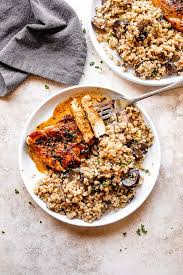 Let the chicken marinate for at least 15 minutes while you unwind, and it'll be ready to. Juicy Garlic Butter Chicken Breasts Recipe Diethood