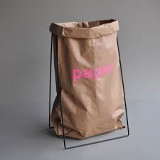 Kolor Papiersack Halter In Verschiedenen Farben Selekkt Heim Fur Junges Design Papier Recycling Aufbewahrung Gelber Sack Und Halte Durch