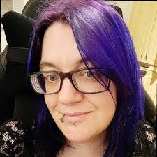 Sharon Westcott's Instagram, Twitter & Facebook