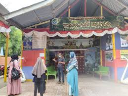 Taman rusa salah satu taman rekreasi favorit di barito selatan. Kasus Covid 19 Meningkat Lokasi Wisata Di Aceh Besar Ditutup Termasuk Taman Rusa Waspada Aceh