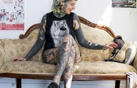 Si on parle des plus belles femmes en tunisie, on parle rym saidi, kenza fourati, meryem ben mami, et bien d'autres. Etre Femme Et Tatouee Le Devoir