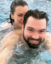 Happy Anniversary to my beautiful wife @vickyogden Thank you for being the  best wife and mummy to our girls. I can't believe that it's 9 years today  that we got married, it