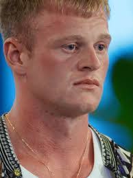 Louis Spears's Instagram, Twitter & Facebook