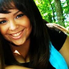 Kellie Goddard's Instagram, Twitter & Facebook