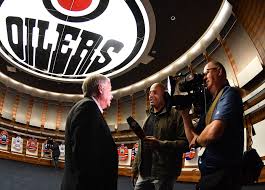 The oilers locker room sale is back for its 11 th season and will be featured at the home of the oilers and oil kings at rogers place! Gallery Oilers Dressing Room Tour Rogers Place