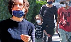 Maybe you would like to learn more about one of these? Sara Gilbert And Estranged Wife Linda Perry Take Break From Quarantine For A Walk With Their Son Daily Mail Online