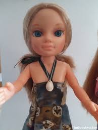 muñeca nancy vestida y preciosa.