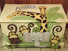 Large capacity for lots and lots of toys! Jungle Toy Chest Custom Designed With A Soft Yellow Background Etsy Coffre A Jouets Jouet Coffre