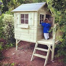 le blog de marjoliemaman cabane de jardin bois cabane bois enfant cabane exterieur enfant