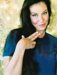 Shelly Babcock's Instagram, Twitter & Facebook