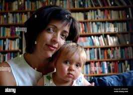 Anna louise hi-res stock photography and images