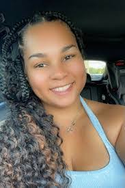 Krystal Calvert's Instagram, Twitter & Facebook