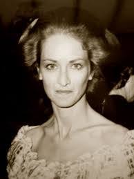 Penelope Meredith's Instagram, Twitter & Facebook