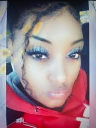 Katrina Thomas's Instagram, Twitter & Facebook