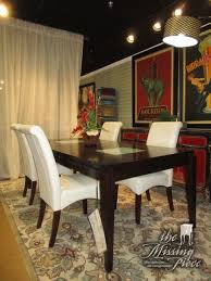 Rooms To Go Contemporary Style Dining Table In A Dark Finish With Crackle Glass Inserts Four Parsons Chairs The Chairs Are Up Dining Table Table Rooms To Go