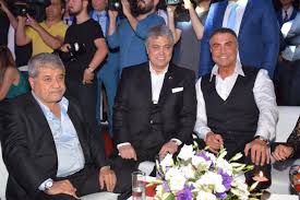 .peker ünlülerle fotoğrafları sedat peker ünlülerle sedat peker kibariye düğün sedat peker seda sayan sedat peker ismail türüt sedat peker oktay kaynarca sedat peker demet akalın sedar peker. Instagram Temizligi Yetmedi Iste Sedat Peker Le Fotografi Olan Dostlarim Dedigi Unluler Gercek Gundem