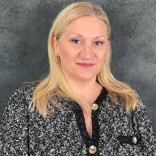 Jodi Cote's Instagram, Twitter & Facebook