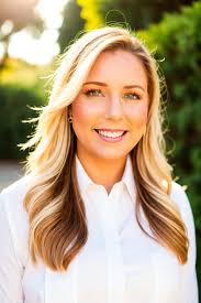 What happened to the coyotes in the Lake Las Vegas area?