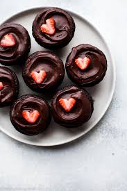 Normally, i like to keep cupcakes at room temperature. Chocolate Covered Strawberry Cupcakes Sally S Baking Addiction