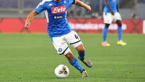 Non si può iniziare un nuovo percorso pensando di aver fallito la qualificazione in champions. Demme Diventa Papa Per La Prima Volta Coccarda Azzurra Per Diego Calcio Napoli 1926
