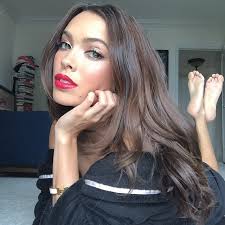 Model & Ex- Beauty Queen: Melody Le