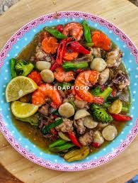 Jangan lupa subscribe, like & comment channel sedekah. Resepi Sayur Campur Brokoli Udang Meriah Betul