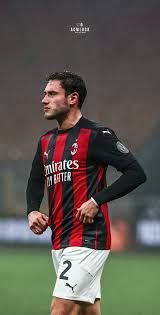 C'est ac milan (ac milan) qui recoit ss lazio (ss lazio) pour ce match italien du dimanche 03 novembre 2019 (resultat de championnat italien). Calabrialazio Jpg Milan Lazio Milan A C Milan Lazio