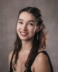 Ella Almer's Instagram, Twitter & Facebook