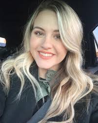 Elissa Knipp's Instagram, Twitter & Facebook