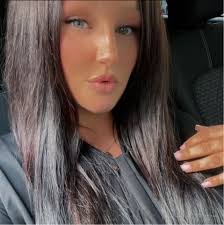 Frauen mit Stil hinterlassen Kratzspuren, keine Knutschflecke ;)