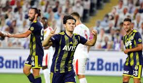 Önümüzdeki hafta fenerbahçe sahasında gençlerbirliği'ni konuk edecek. Fenerbahce 2 1 Goztepe