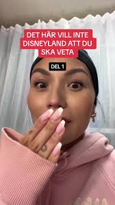 Historien om Li: Försvinnandet på Disneyland