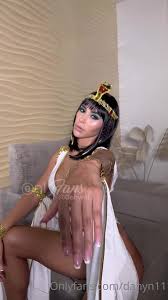 Dahyn11 Cleopatra
