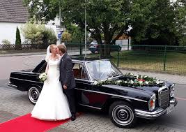 Die oldtimervermietung reno müller bietet oldtimer für die besonderen anlässe im leben. Die Schonsten Oldtimer Fur Eure Hochzeit Hochzeits News Tipps Heidelberg Mannheim