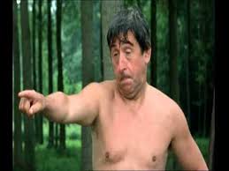 Quelques images inédites du tournage de la 7e compagnie ! Les Scenes Cultes De La 7e Compagnie Le Parisien