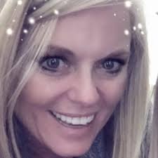 Davina (@DavinaDwarwick)