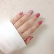 セルフネイル セルフネイル部 シンプルネイル ポイントネイル 春ネイル ピンクネイル nailholic ちふれ nails instagram posts instagram