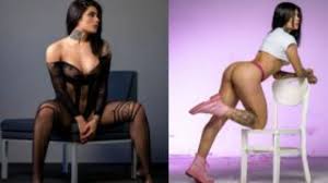 Only fans Duda Mesquita nua de quatro na cama