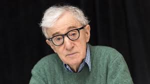 Woody allen is a man of american origin who is an actor, musician, filmmaker, comedian, and writer. Truth About Woody Allen S Wife Net Worth And Love Affair With Daughter