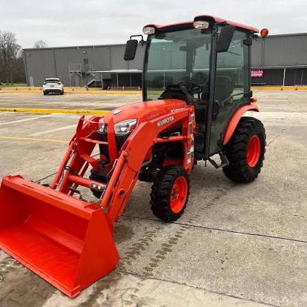 Kubota B2620 Tractor