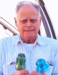 Congratulations to Michelle McCord Nunemacher for winning the Safety Pick,  presented by Larry Williams, State Safety Inspector/ Director for the NSRA.  Glass Festival 40th show.