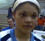 Randy Moss' daughter Sydney Moss named Kentucky Miss Basketball